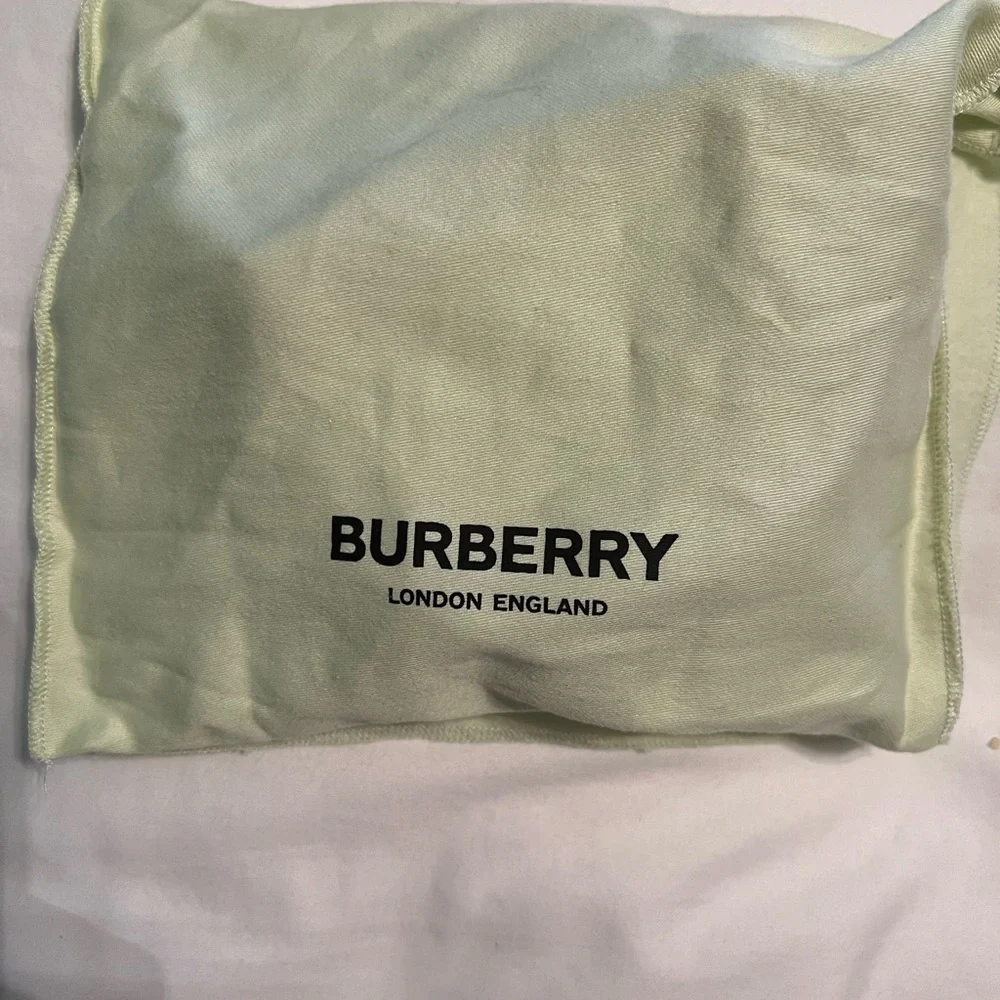 Burberry Nvay/Black belt - Picture 6 of 6